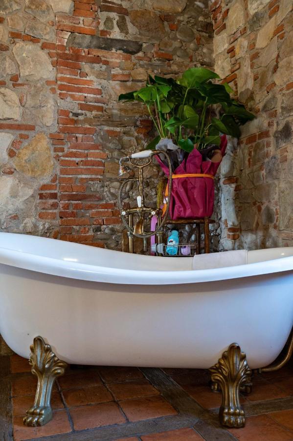 Luxury Corte Di Re Artu Лукка Экстерьер фото