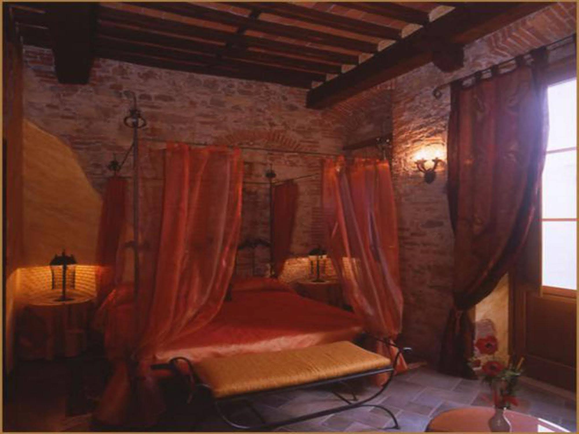 Luxury Corte Di Re Artu Лукка Экстерьер фото